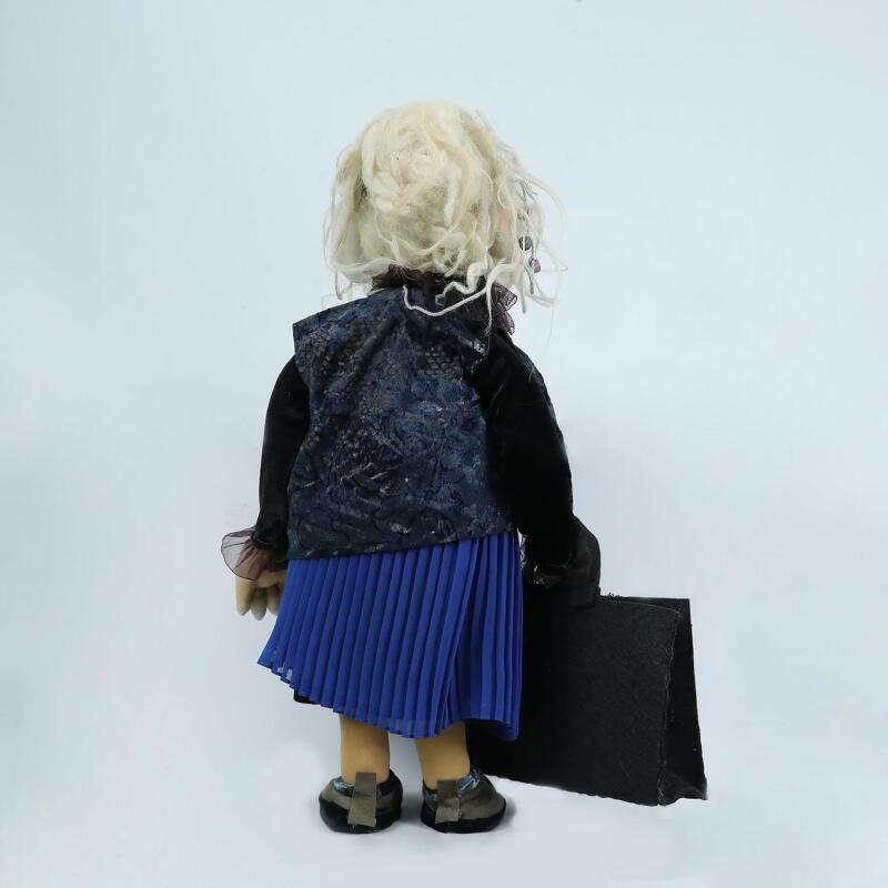 e38 HAND WORKED DECOR DOLL 46 cm - 5861 - 3